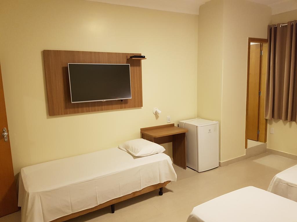 Oft Place Hotel Goiânia Exteriör bild